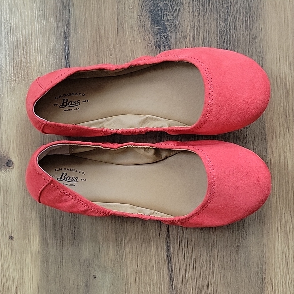 G.H. Bass & Co. 8.5 Women's Flats